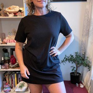 Black Short Sleeve Shift Dress
